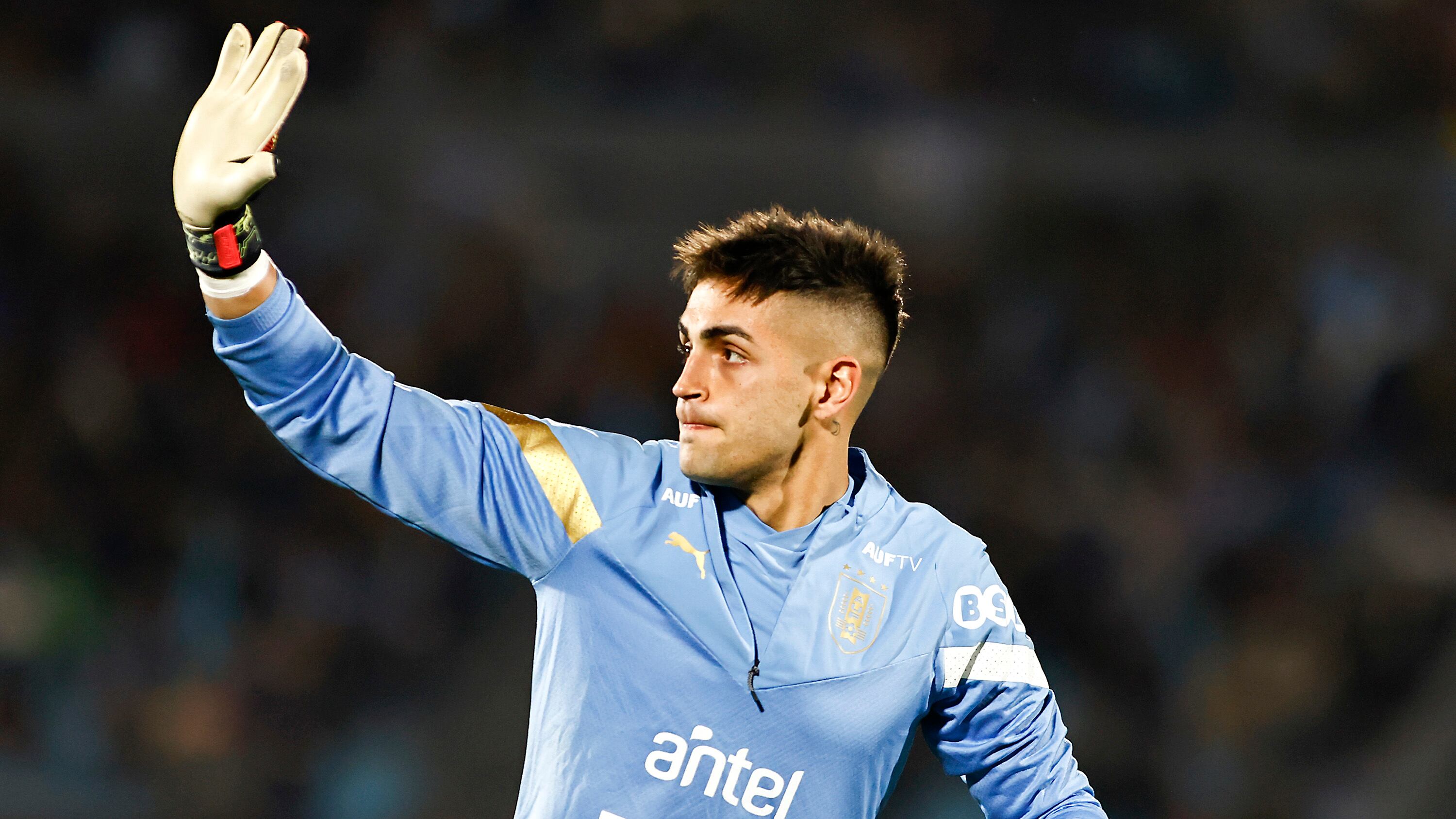 Santiago Mele encabeza la prelista de convocados para la Copa América con Uruguay