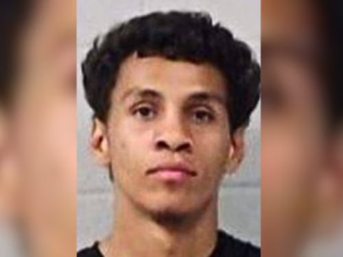 Intentó ahogar a su novia embarazada porque publicó las fotos del baby shower y su amante se enteró que iba a ser papá