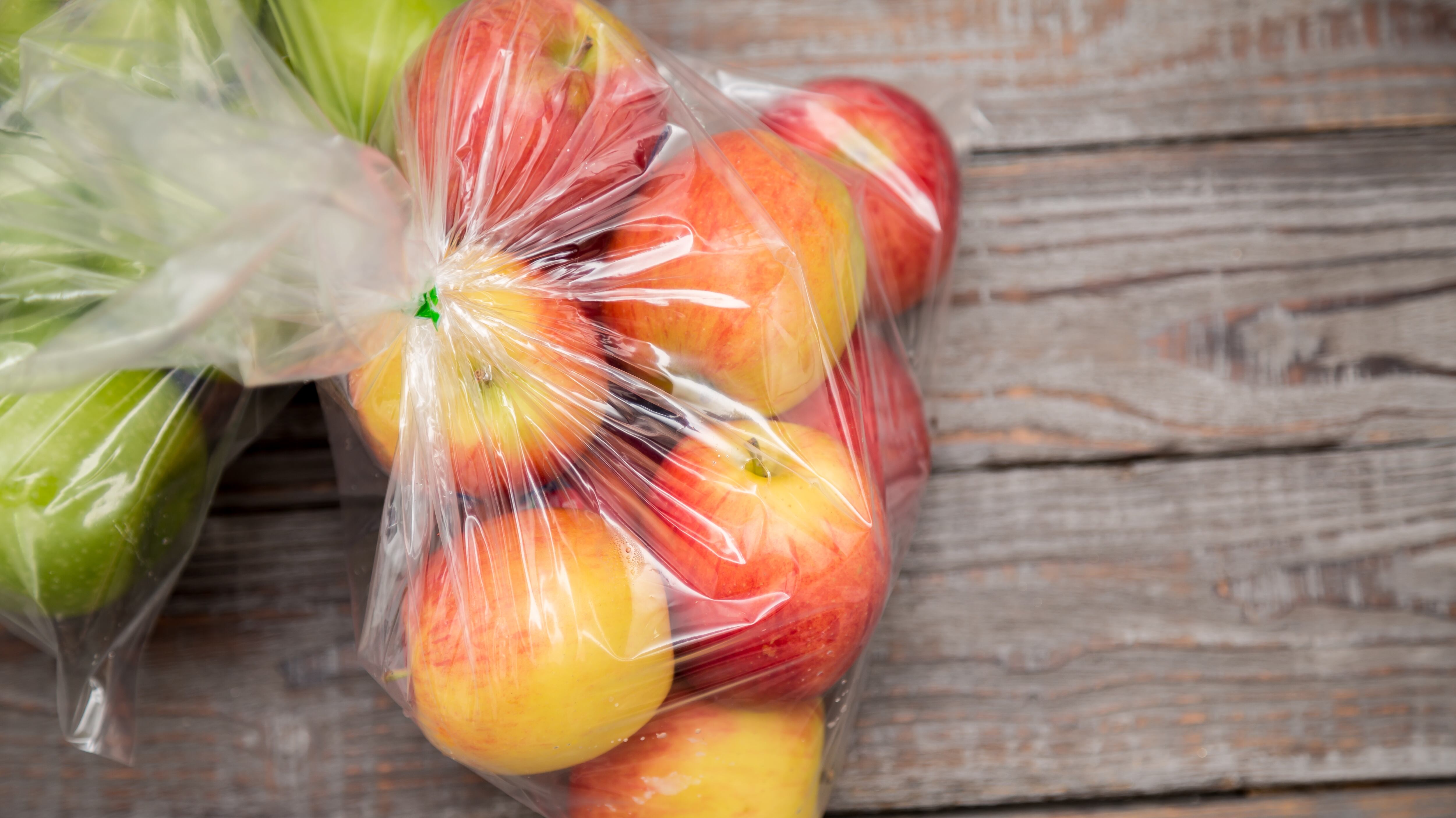 Los plásticos cada vez rodean más la vida de las personas