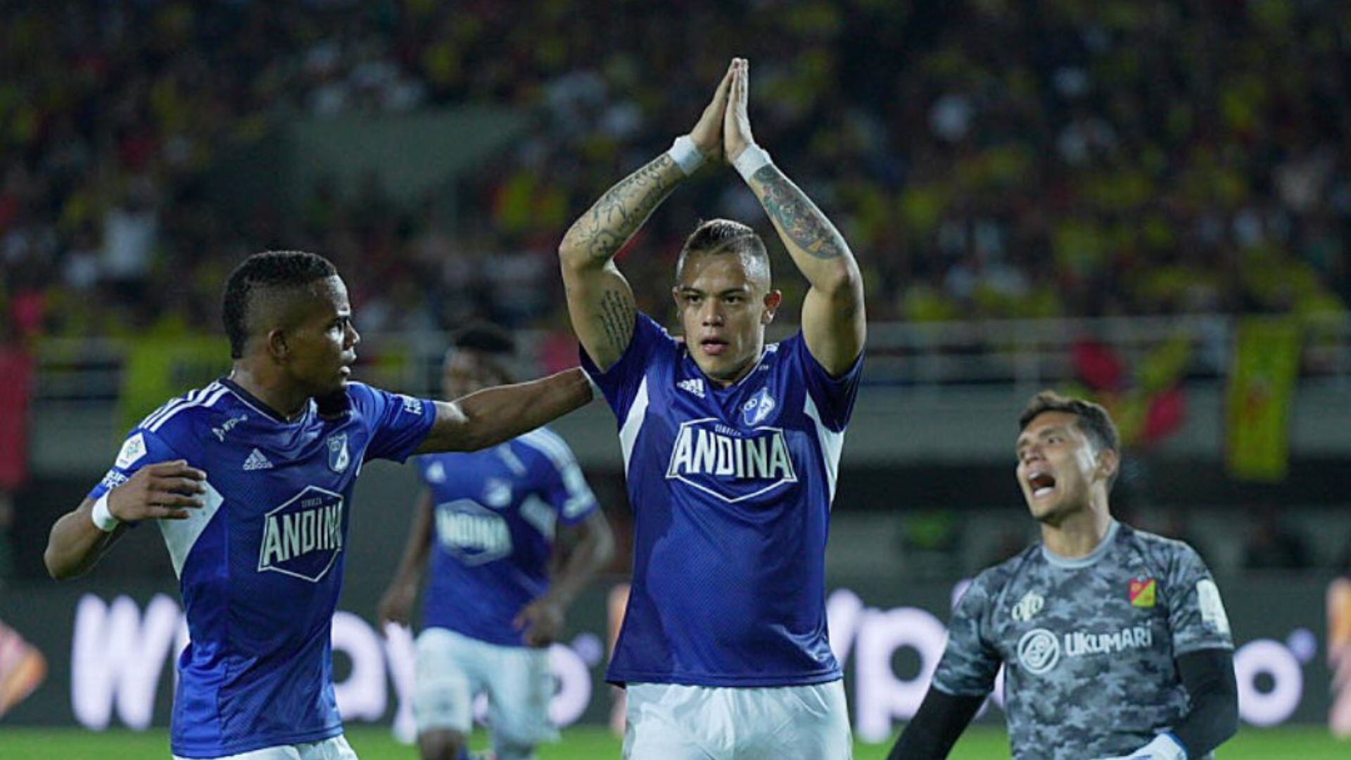 'Leo' Castro no perdonó y le marcó doblete al 'Grande Matecaña'.