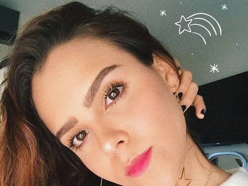 Video: Yuya causa controversia al dejar al descubierto más de la cuenta