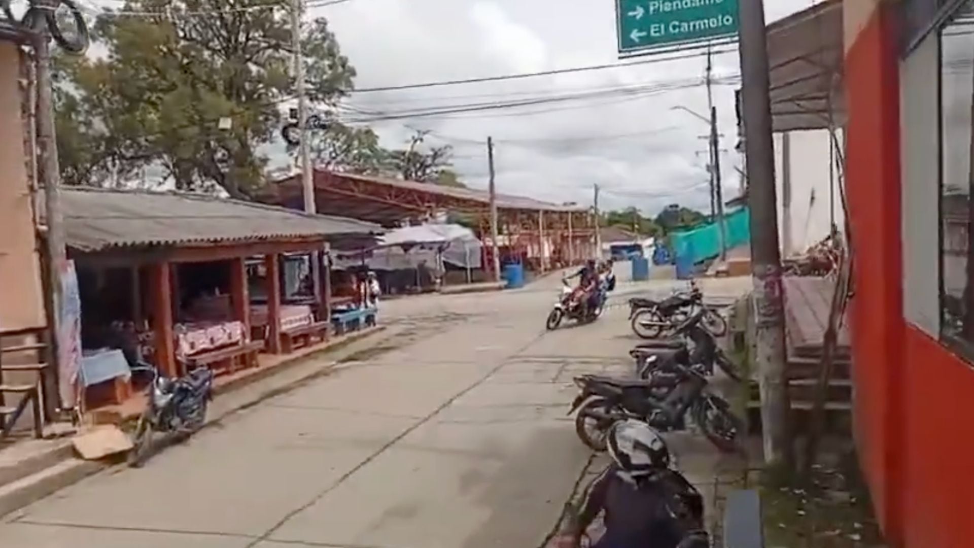 Archivo: Redes sociales