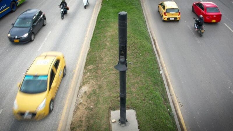 Alerta por nueva estafa con “fotomultas”: mensajes falsos redirigen a WhatsApp para robar datos