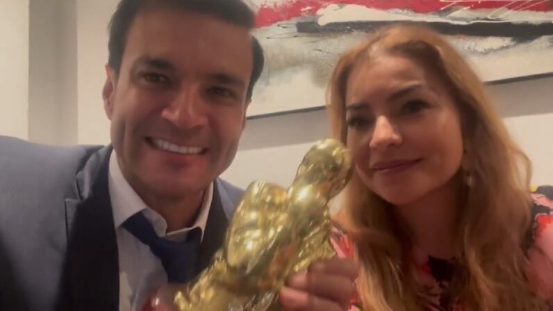 Este es el segundo premio de periodismo Álvaro Gómez Hurtado que recibe el presentador Juan Diego Alvira en su carrera.