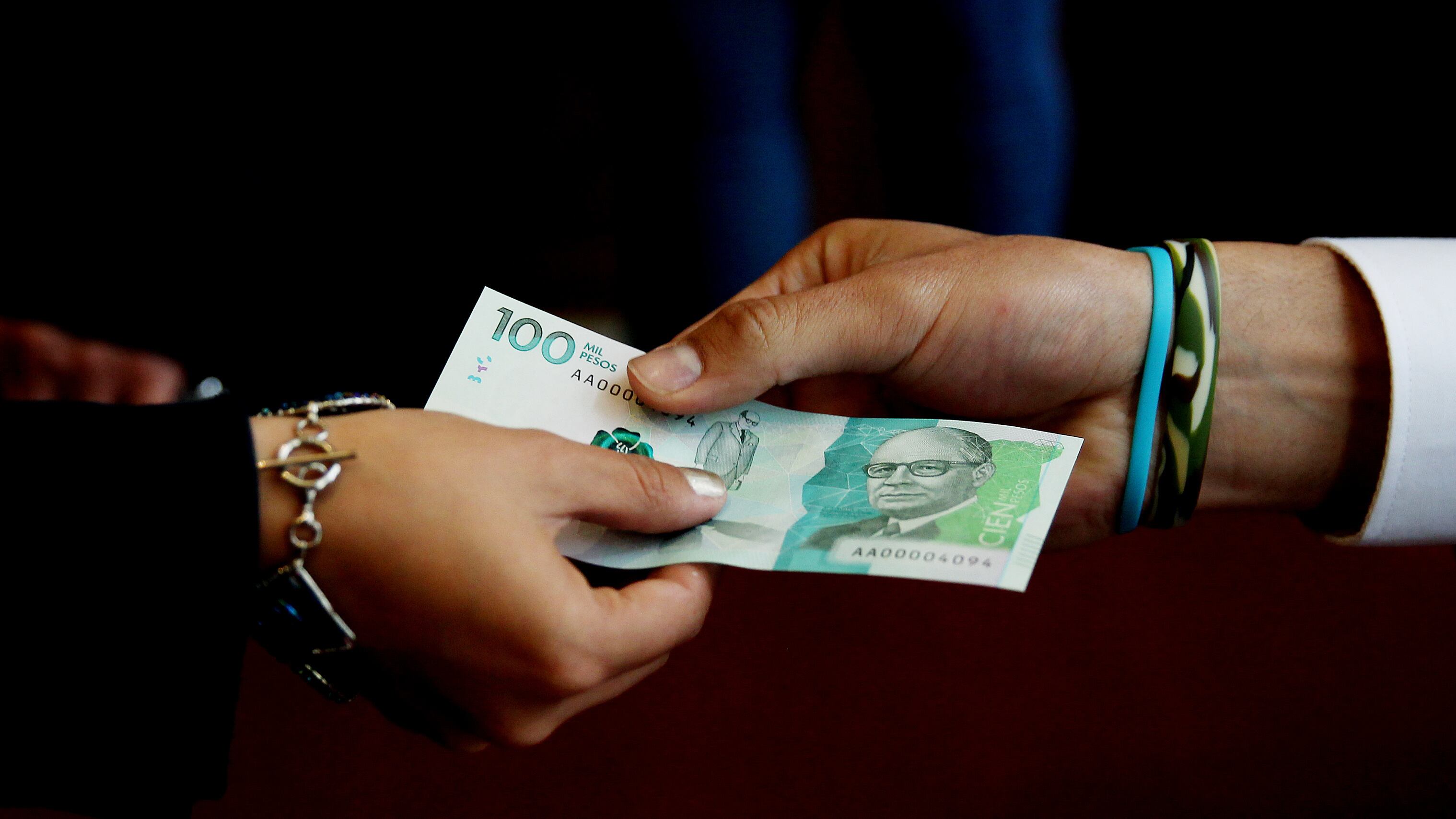 Cómo denunciar a empleadores que no paguen la prima