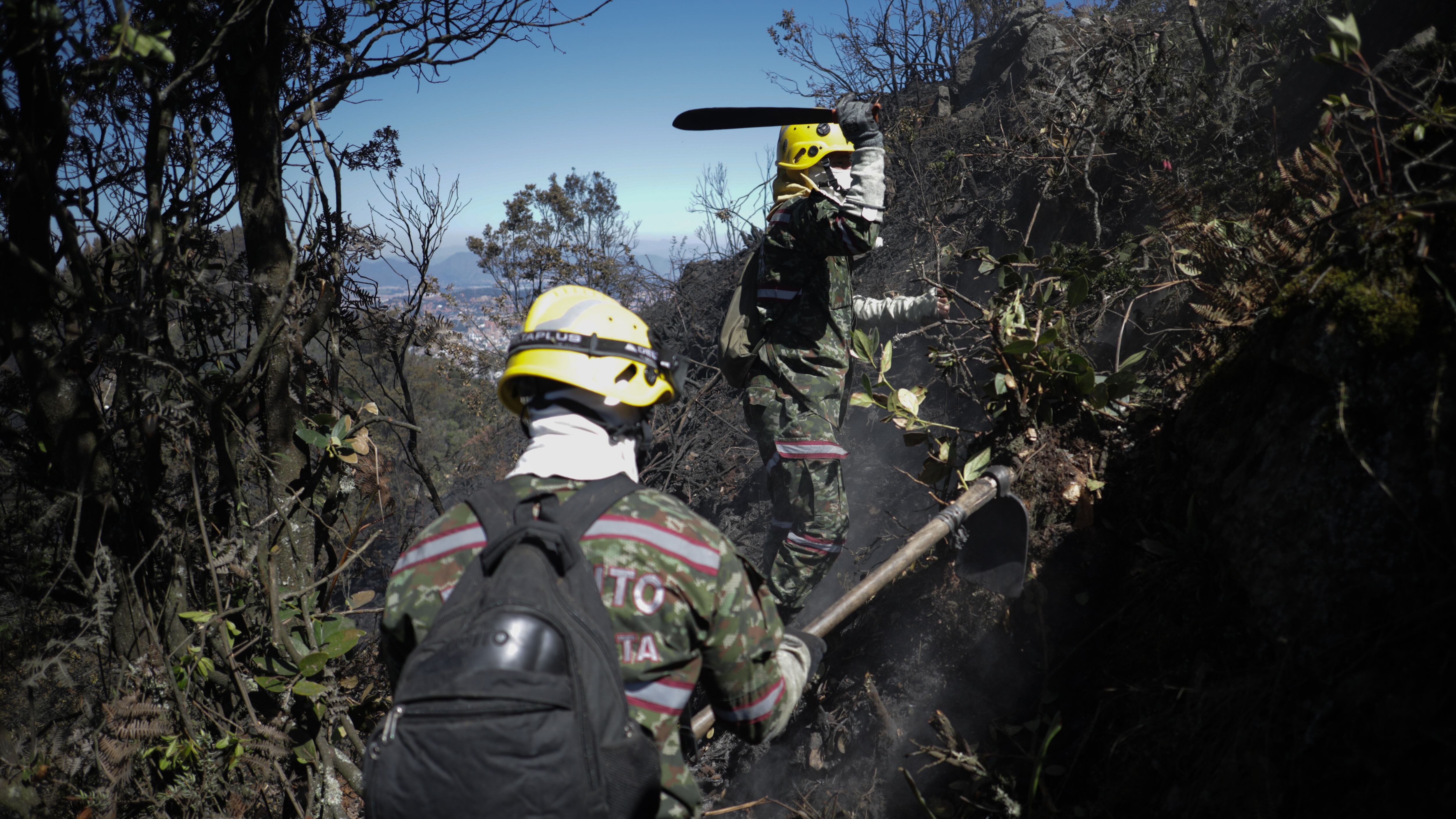 Incendio en los cerros orientales de Bogotá