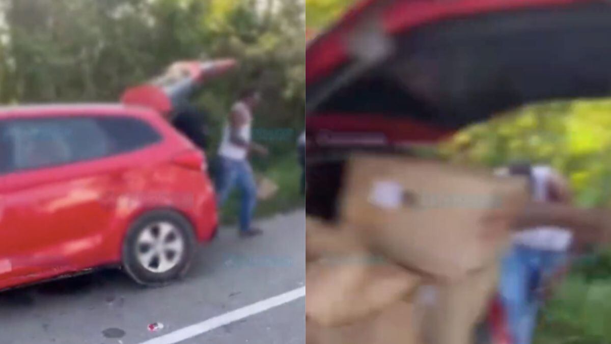 En un accidente de tránsito entre dos camiones se regó jengibre que uno de ellos llevaba de mercancía y las personas aprovecharon para robar el producto.