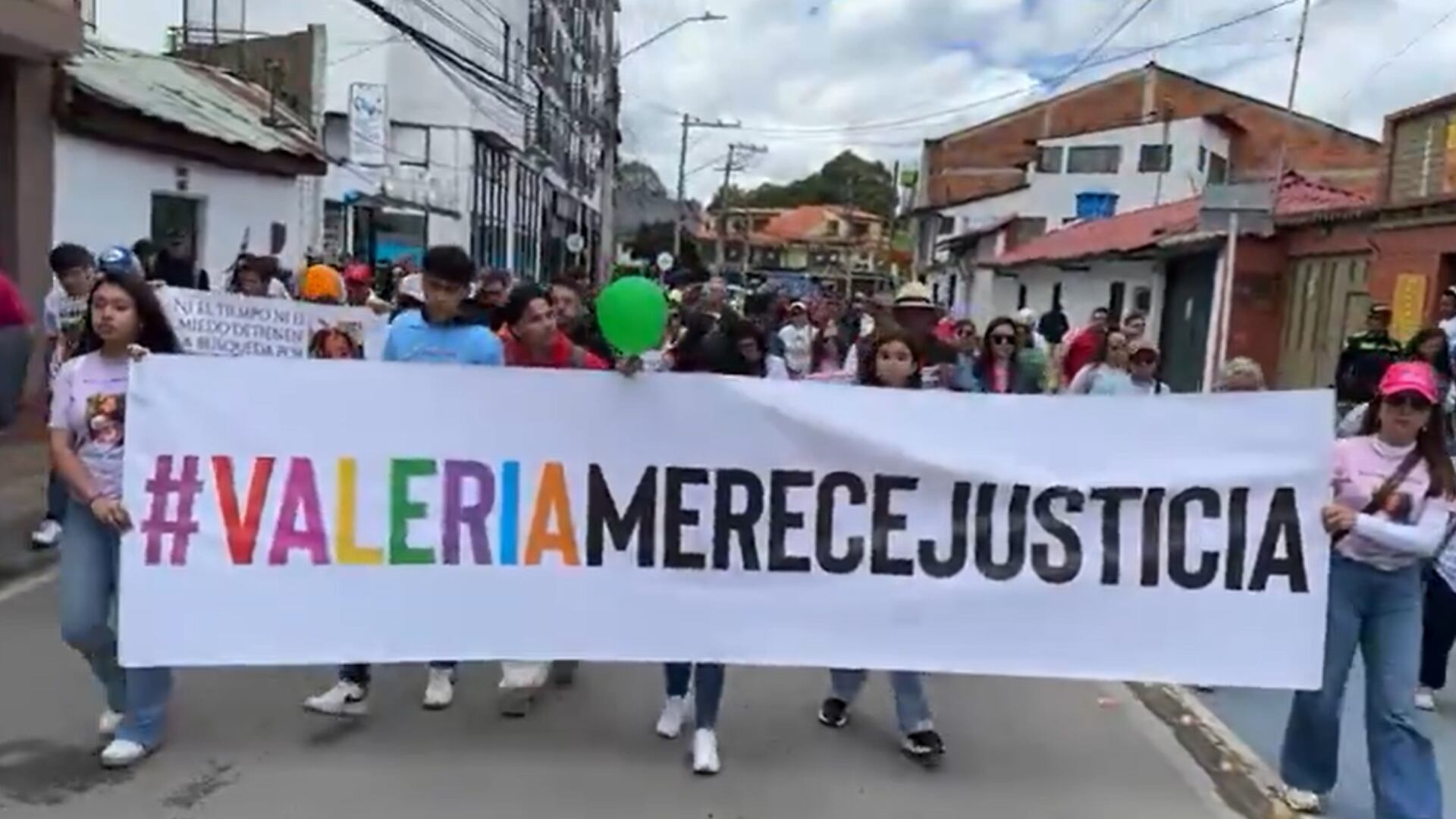 Familiares de Valeria Afanador salieron a marchar en Cajicá exigiendo justicia.