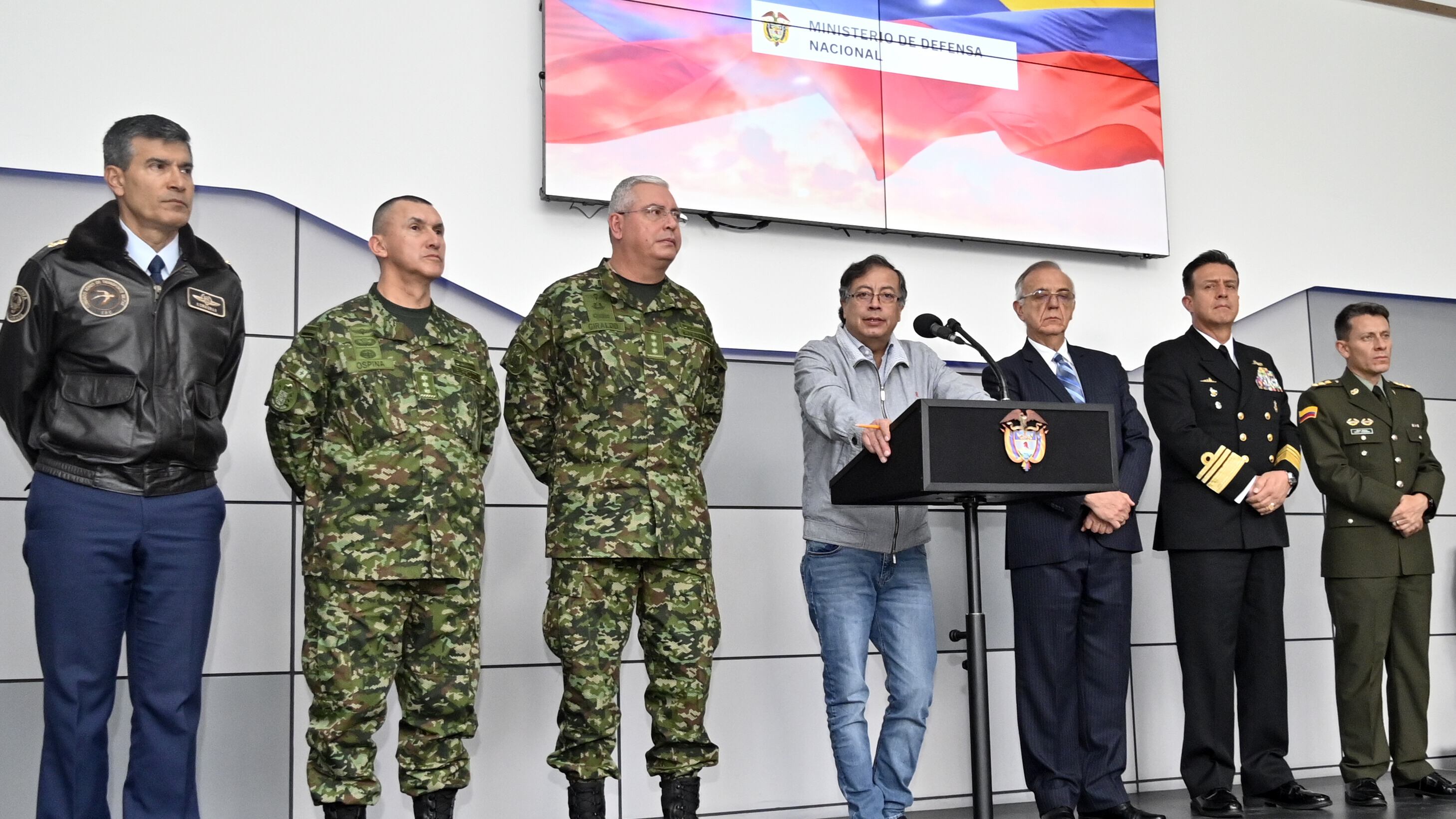 El presidente Petro en consejo de seguridad extraordinario.