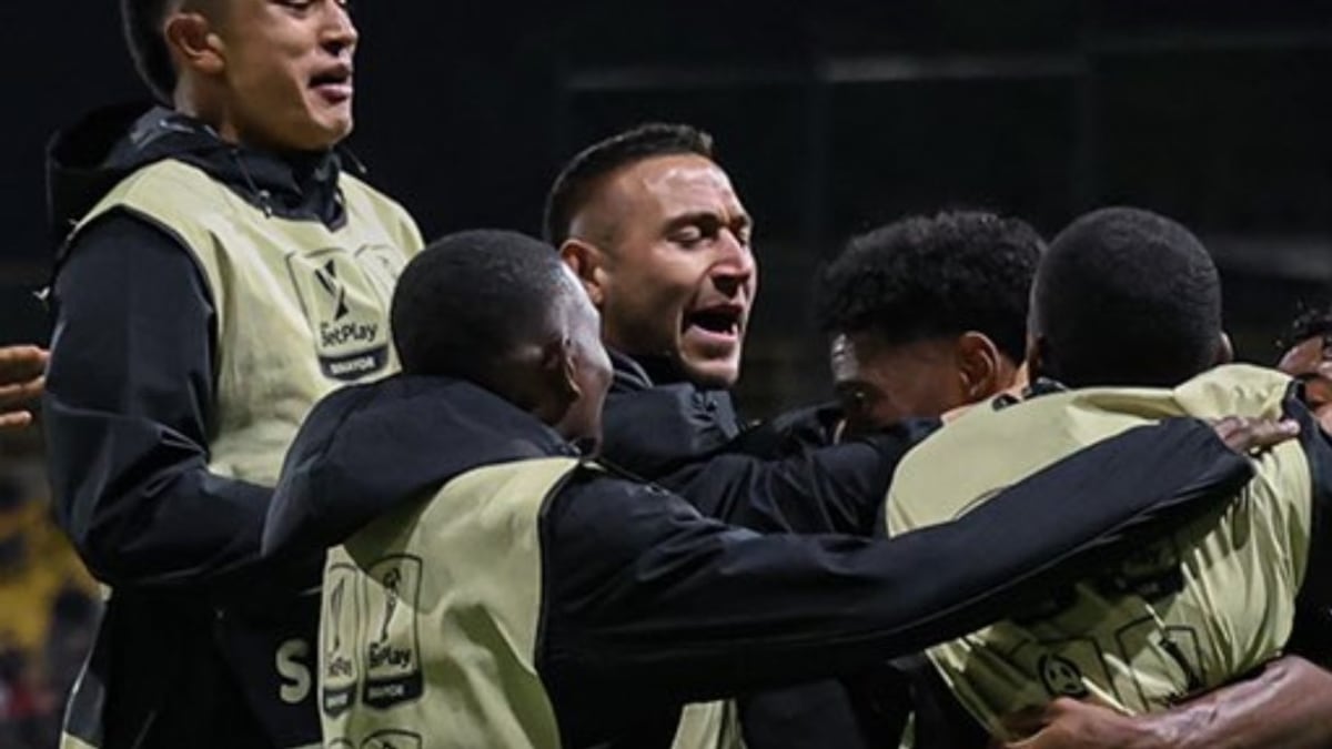 Aseguran que crack del fútbol colombiano fue vendido a Europa por histórica