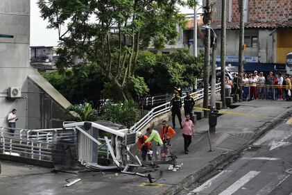 Una cabina del metrocable se desplomó en Medellín