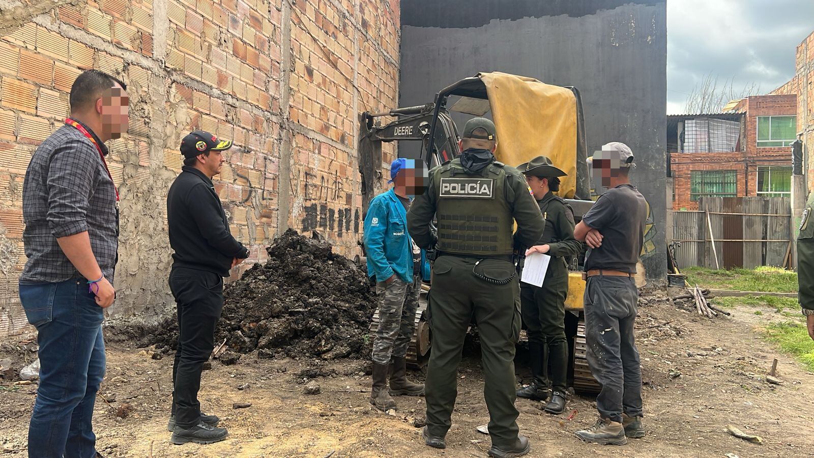 Capturan a dos personas en Kennedy, por urbanismo ilegal.