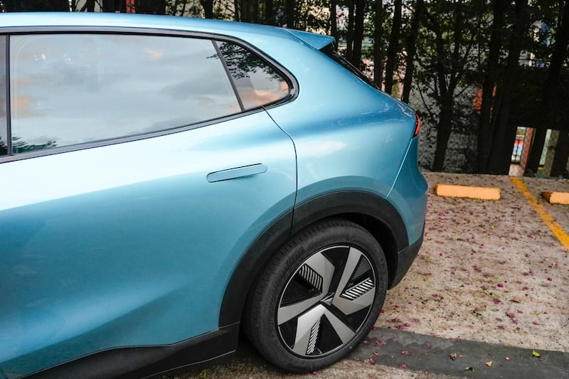 Camioneta eléctrica.