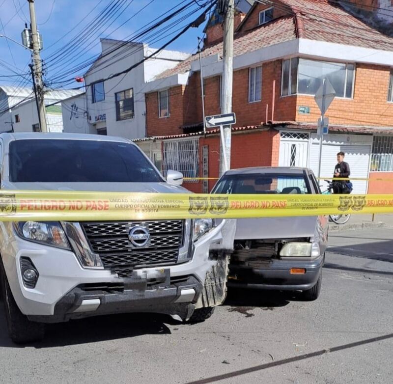 El choque se presentó entre un carro y una camioneta en Usaquén.