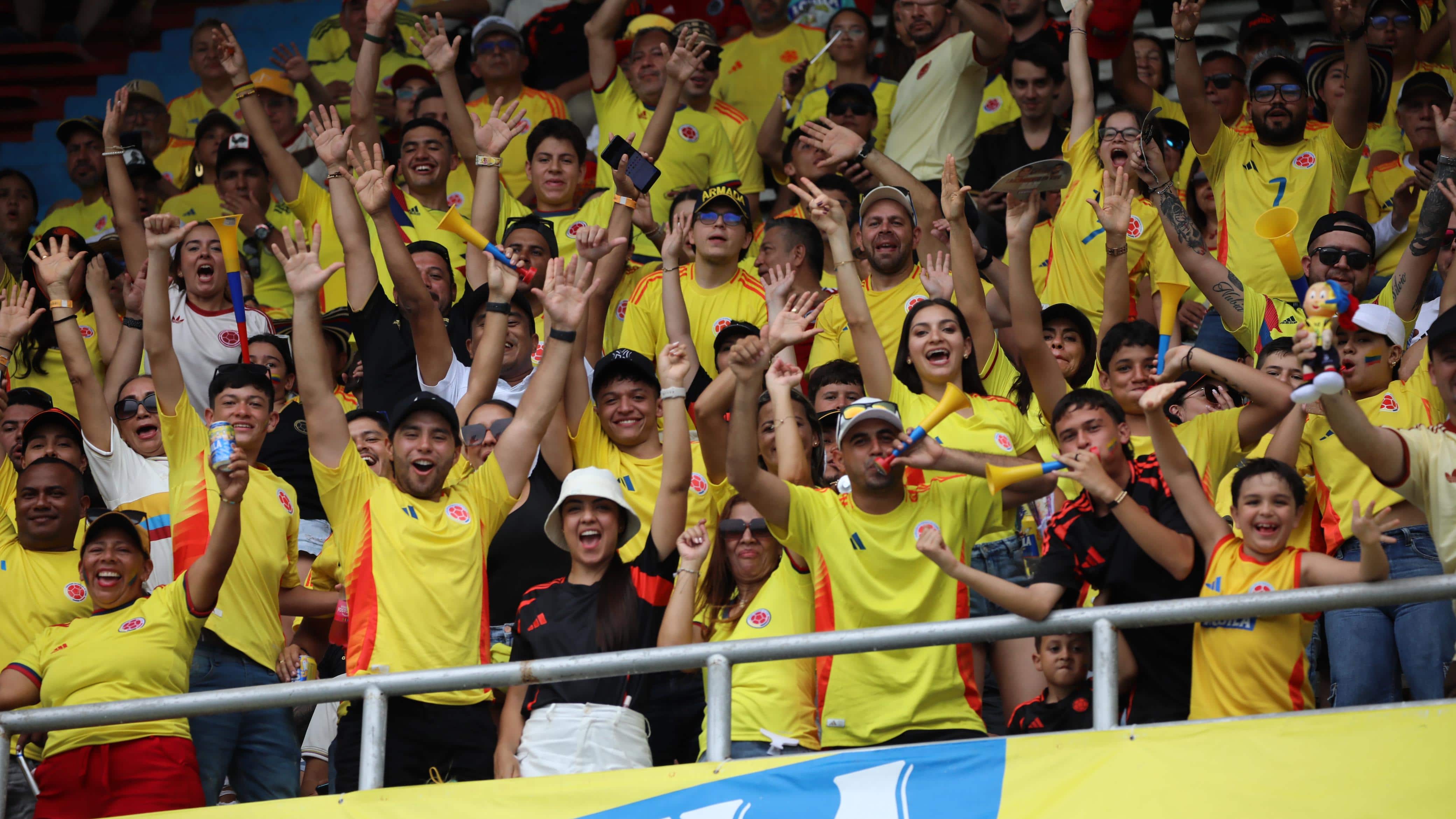 50 mil espectadores llenaron el estadio Metropolitano en el partido Colombia contra Chile.