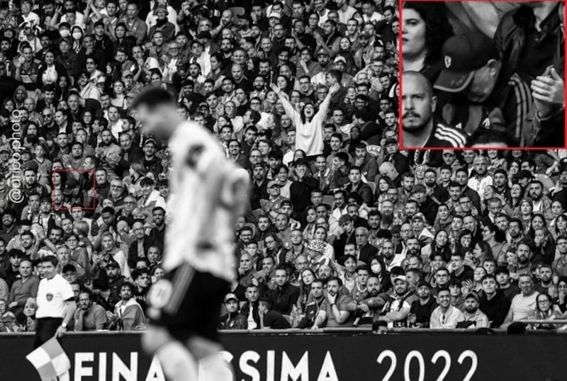 Muchos usuarios creen que estaba en las gradas.