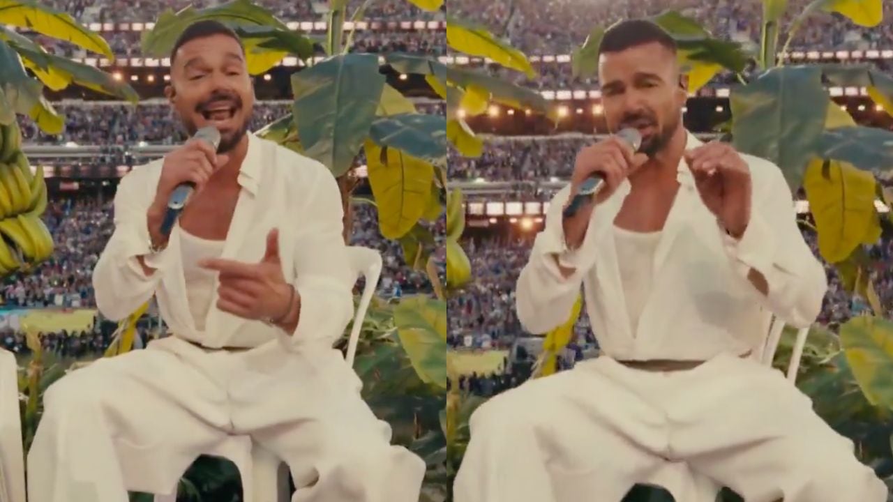 Ricky Martin cantando 'Lo que le pasó a Hawaii'