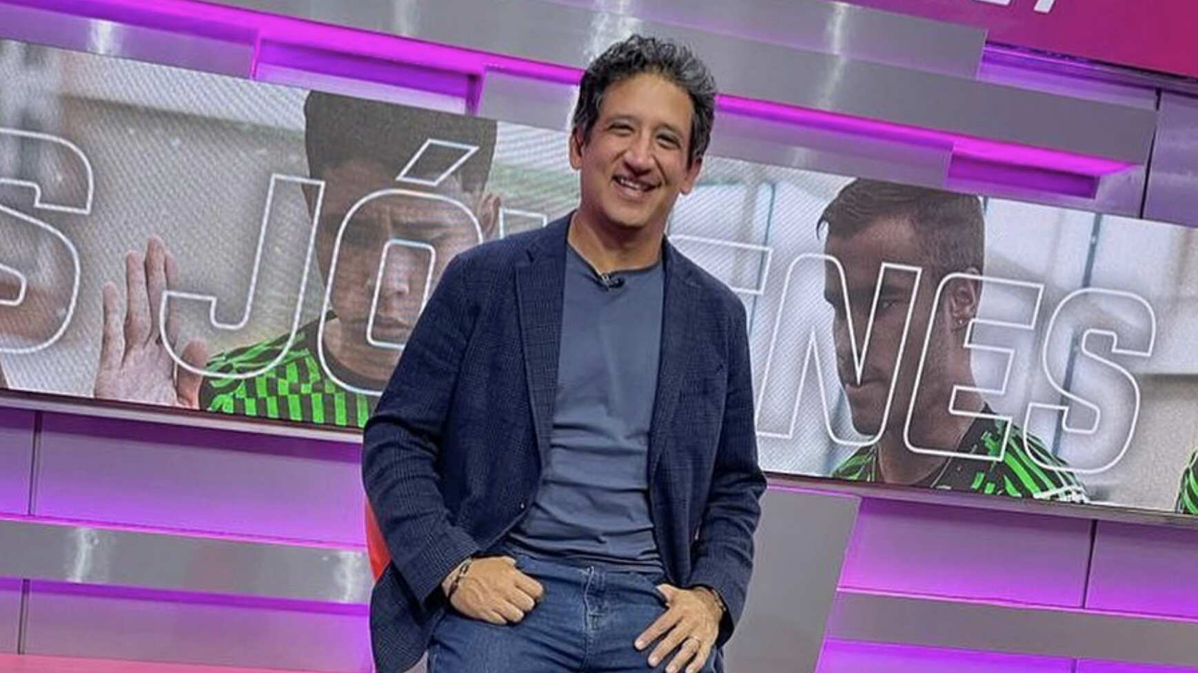 Periodista pidió ayuda para "callarle la jeta" a Antonio Casale