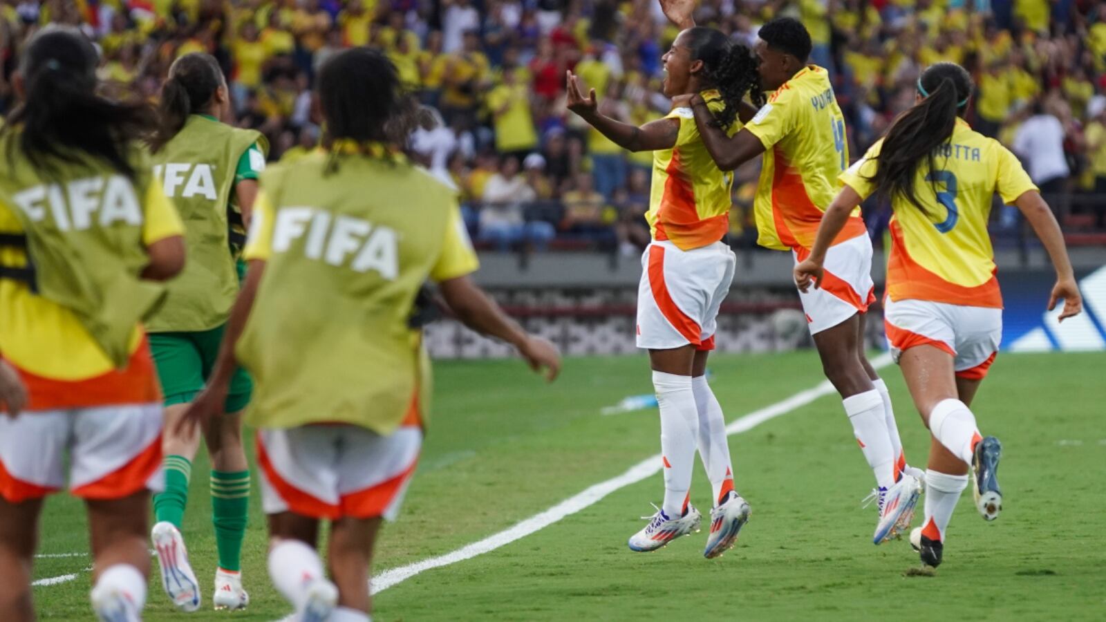 Medellín se graduó como ciudad futbolera gracias a la mayor asistencia en lo que va del Mundial