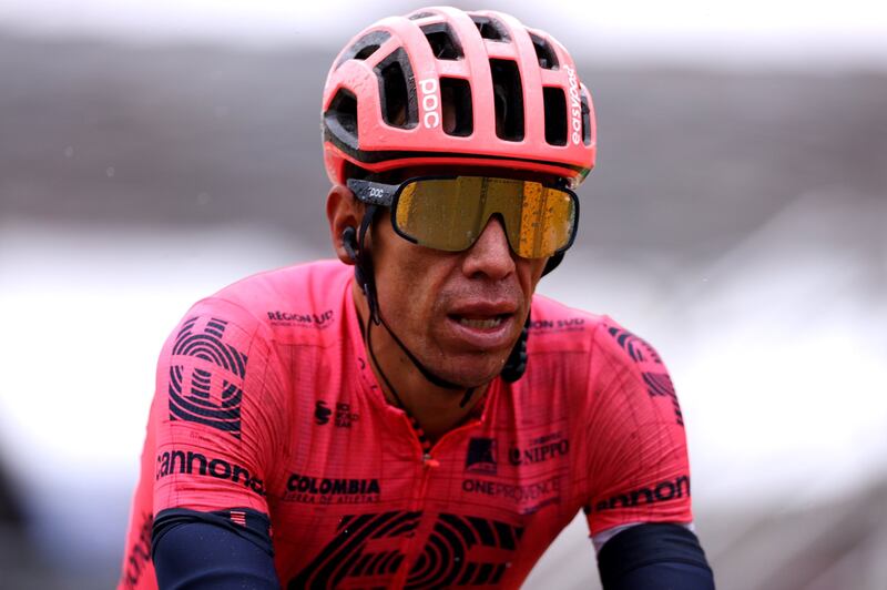 Rigoberto Urán se orina en la ropa en las carreras