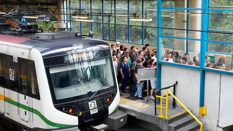 Caos en el transporte en Medellín por daño en el Metro; así avanza la reparación de la Línea A