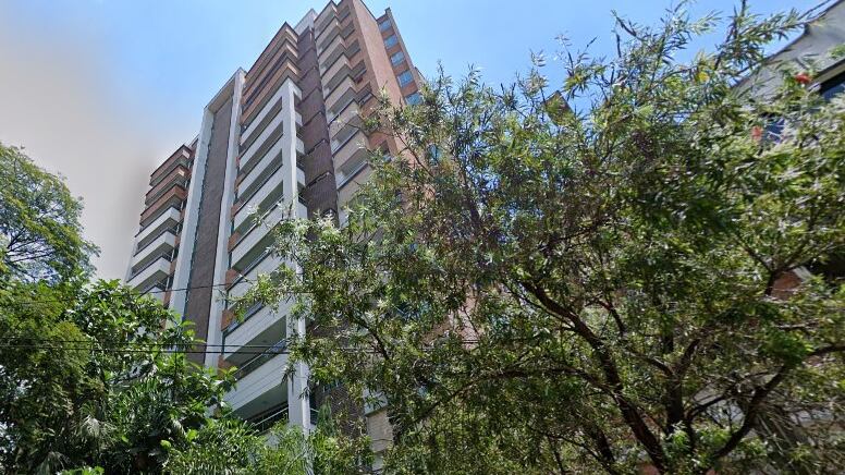 Canadiense cayó del piso 11 de edificio de Medellín