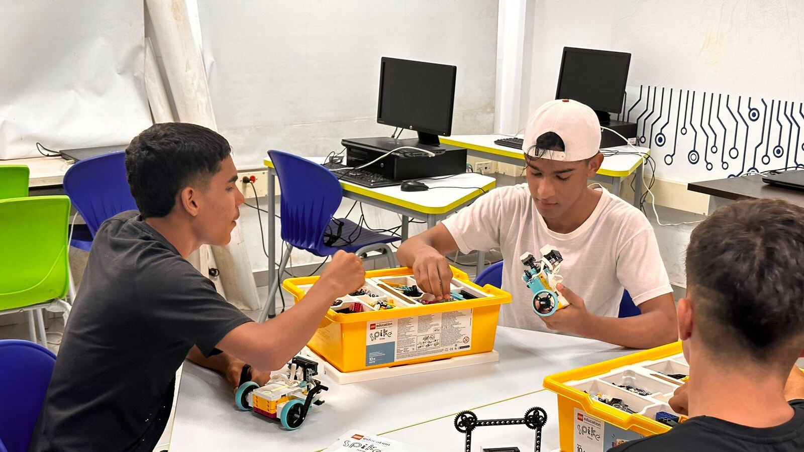 Hay 20 cursos gratuitos a los que los caleños pueden inscribirse para aprender sobre nuevas tecnologías en Cali.