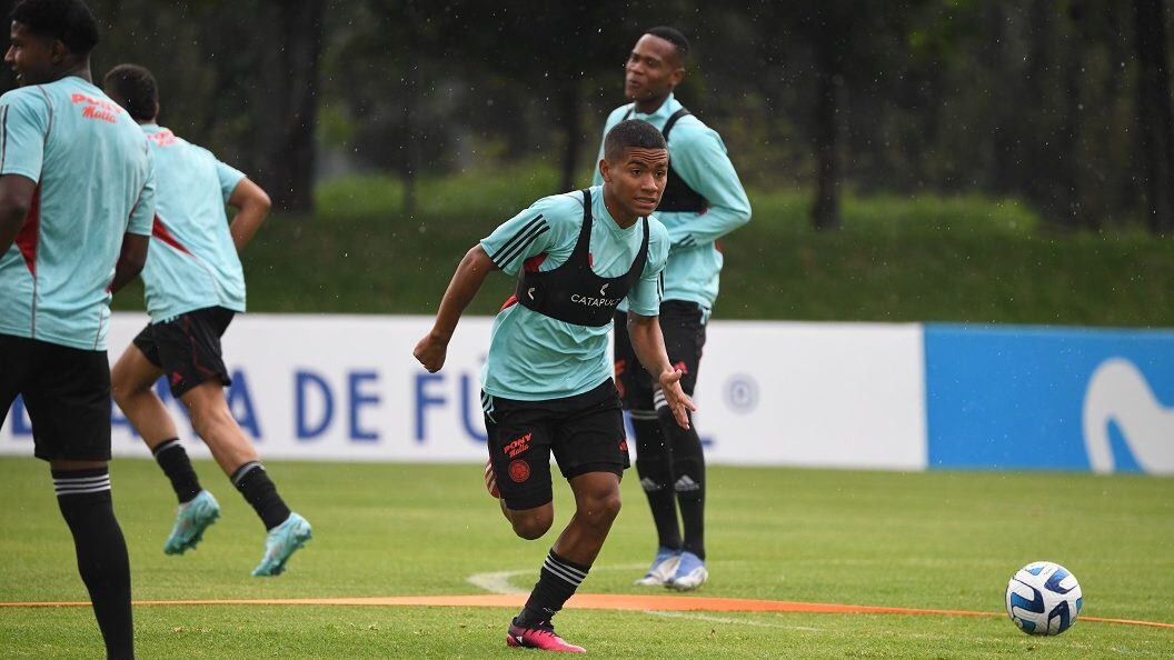 Hulk apareció en concentración de Selección Colombia sub-17 y se robó el show