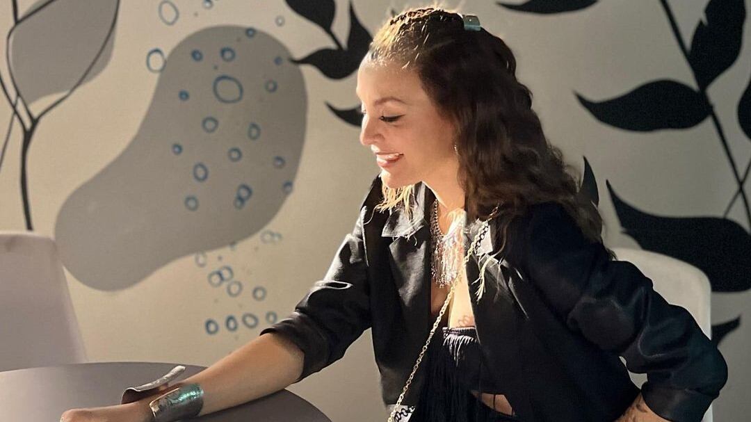 Para la actriz Carolina Gómez el Sol está ligado no solo a la felicidad, sino que acciona dentro del cuerpo de manera positiva.