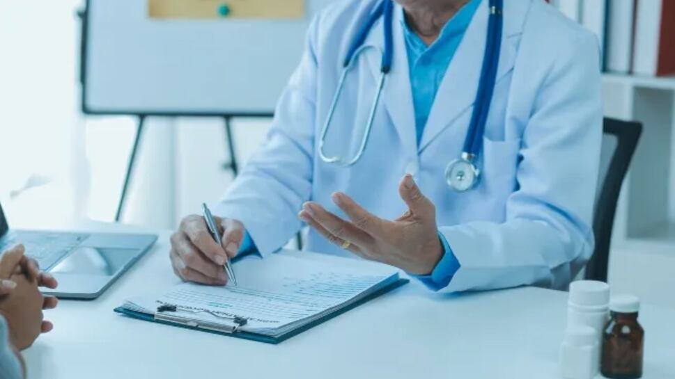 Médico del IESS abusó de una paciente en Guayaquil