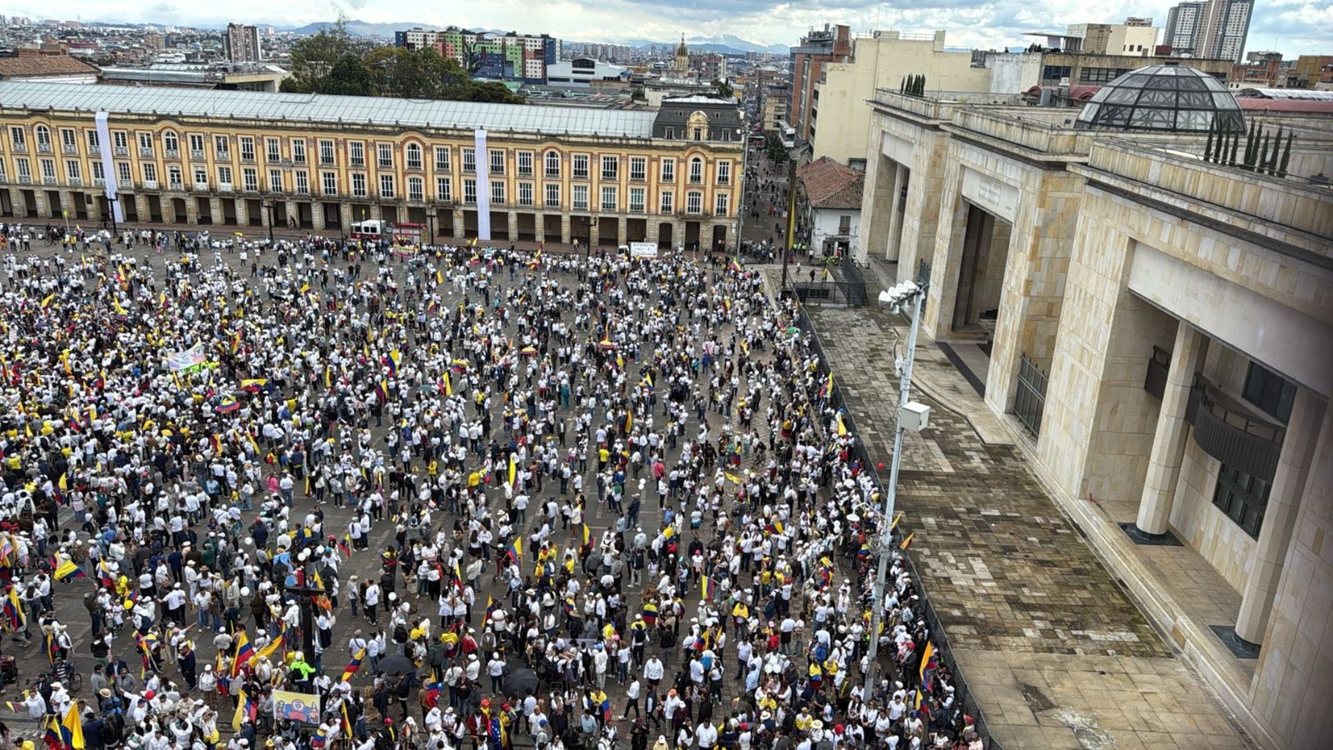 Marchas por Miguel Uribe