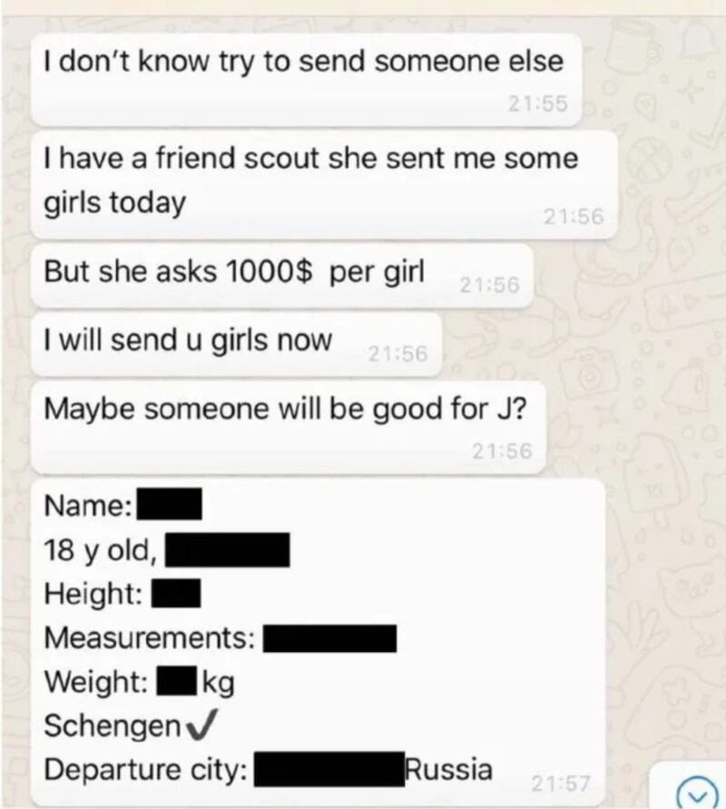 Texto sobre el envío de mujeres e información detallada de una persona