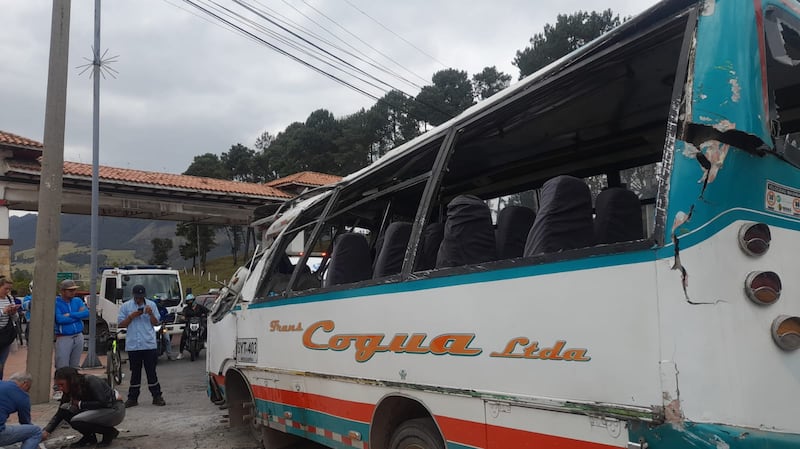 Bus volcado en Cundinamarca