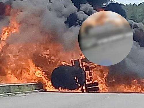 Momento exacto del estallido de una pipa de gas en plena vía de México: Autoridades atienden la emergencia