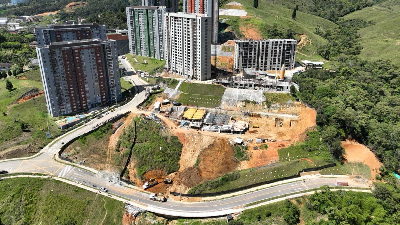 Foto Semana Mundial de la Construcción Sostenible: impulsan el desarrollo de viviendas ambientalmente responsables en Colombia.