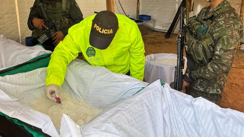 Tremendo golpe: Ejército destruyó tres complejos cocaleros e incautó más de 4.5 toneladas de cocaína