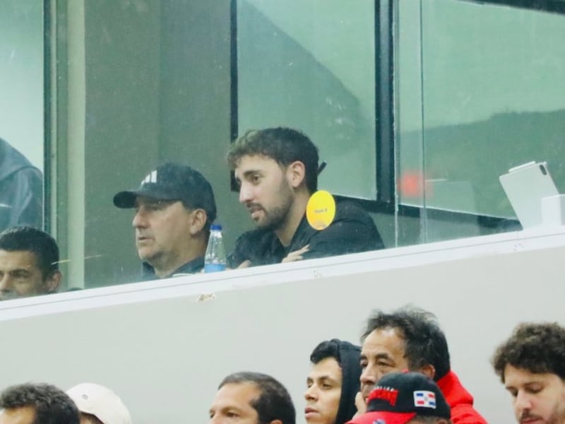 Néstor Lorenzo fue a ver Fortaleza vs Santa Fe, ¿convocará algún jugador de esos equipos a la Selección?