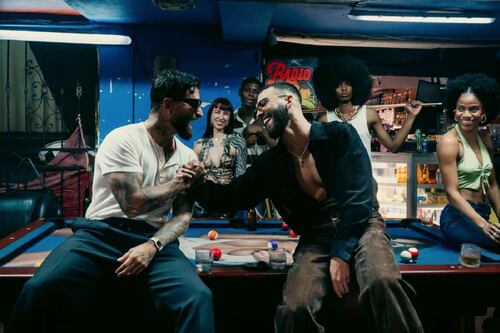 Maluma y Manuel Turizo presentan su nuevo himno ‘Apambichao’ lleno de ritmo y sensualidad