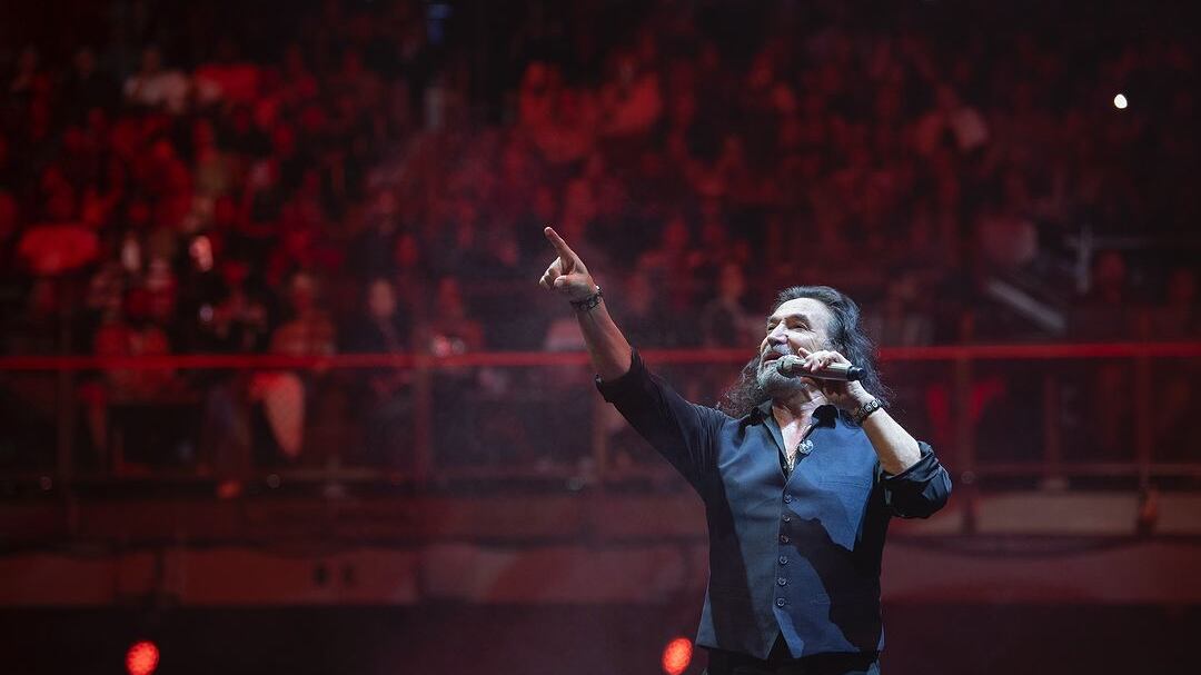 Marco Antonio Solís en Concierto