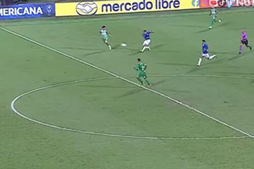 El mejor gol del año: Desde antes de mitad de cancha Rodrigo Contreras bañó a David Ospina