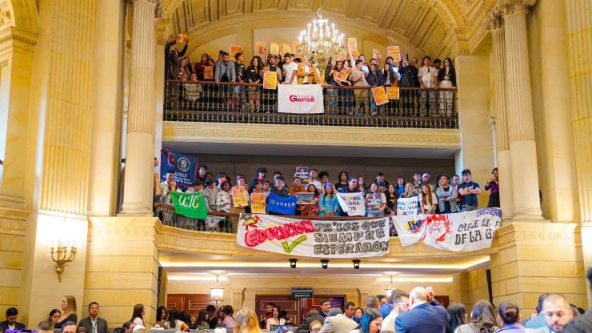 Congreso aprueba la reforma a la Ley 30 de 1992