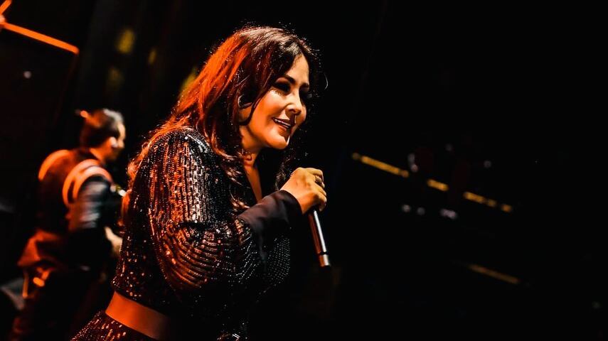 Areys Henao estuvo de promoción en los Estados Unidos de América e incluso fue de visita a la sede de ‘The Latin Recording Academy’.