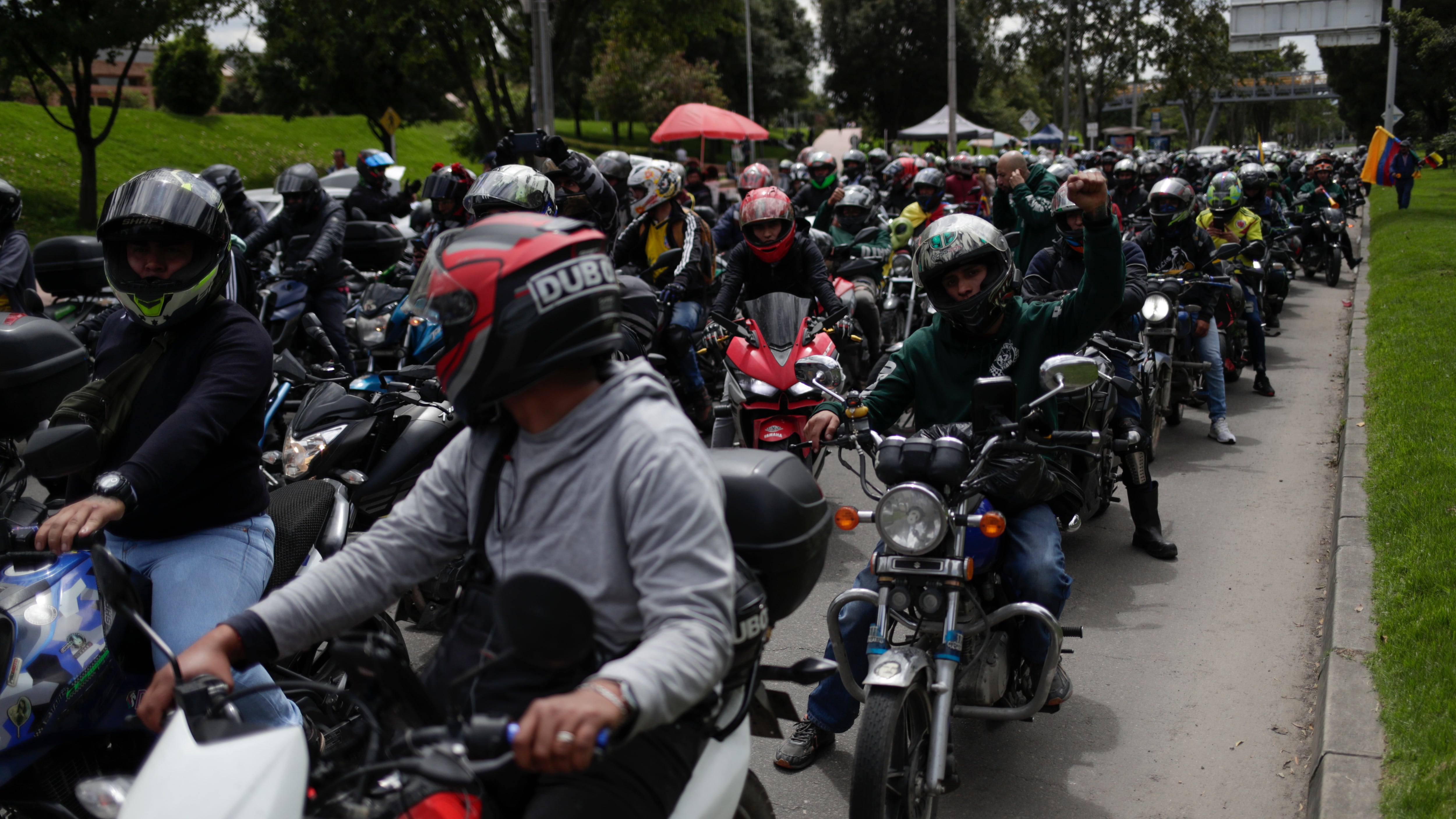 Motociclistas de Bogotá se manifiestan contra las dificultades para acceder al SOAT