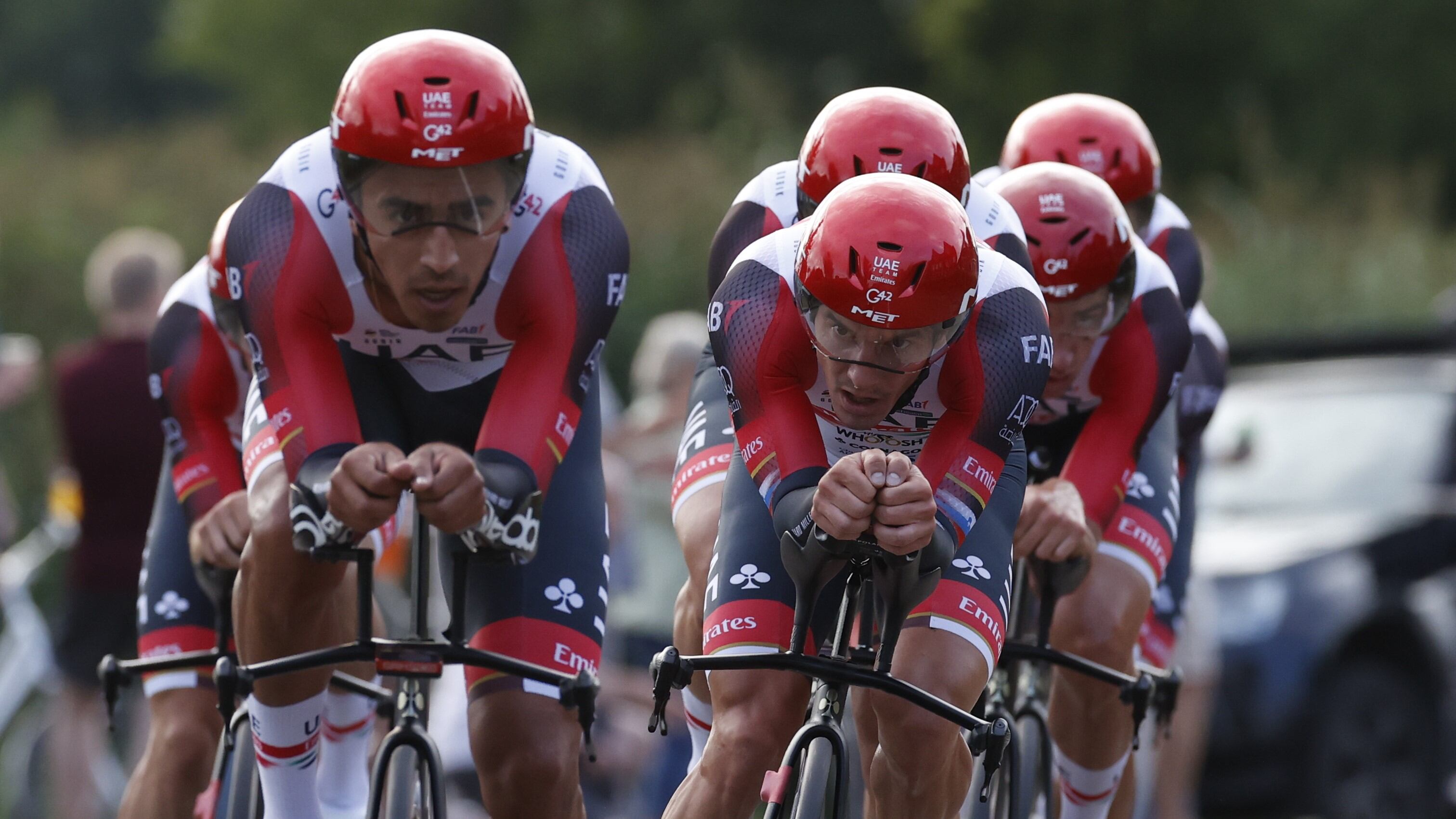 UAE Team Emirates, con Sebastián Molano