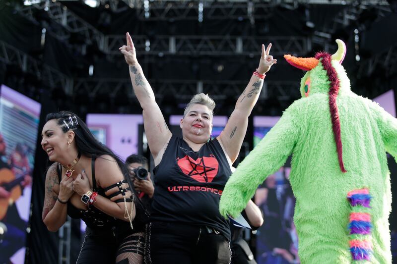 Las Ultrasónicas, de México, durante su presentación en Rock al Parque 2022 en Bogotá.