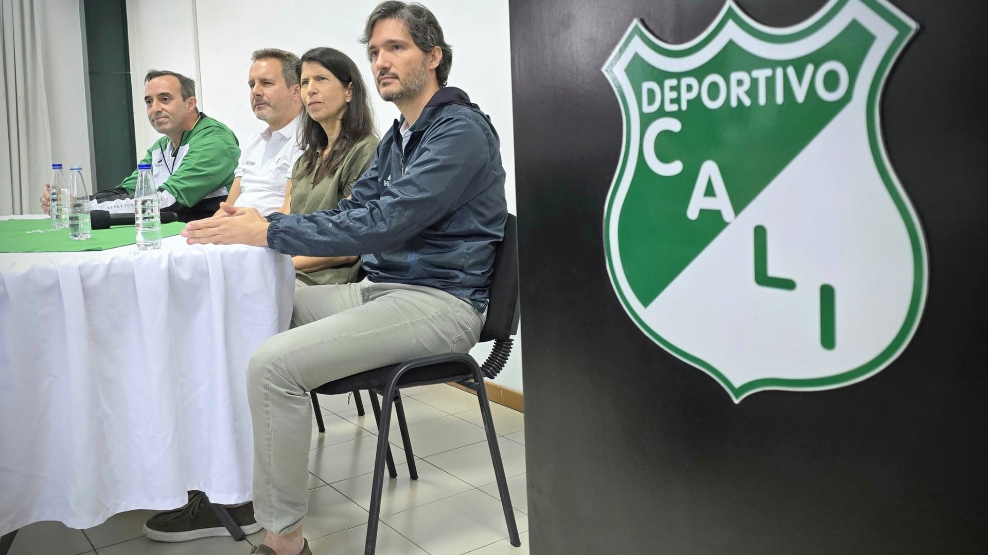 Deportivo Cali tiene nuevo presidente y tan pronto llegó hizo una fuerte advertencia