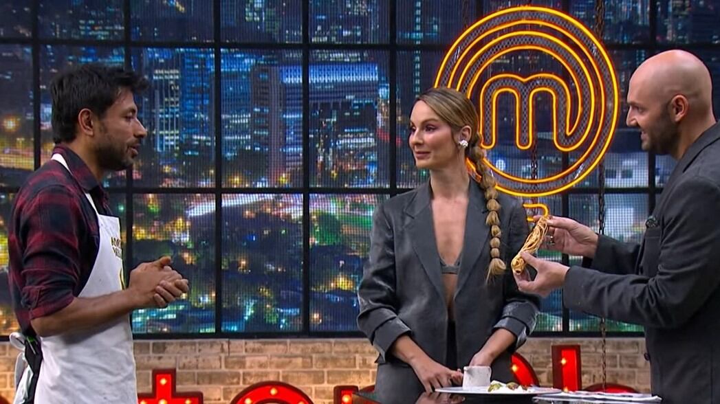 Dicen que los jurados de 'MasterChef Colombia' se dejaron llevar por las emociones y que hicieron a un lado la objetividad.