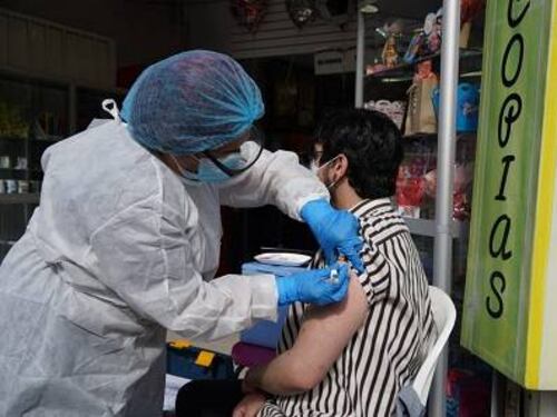 Alcaldía de Bogotá no hará compra de vacunas: todo será por el Gobierno nacional