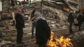 Turquía insiste en adelantar elecciones pese a terremoto que dejó más de 45 mil muertos