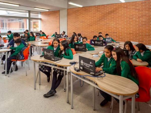 Ojo estudiantes de colegios privados de Bogotá: Secretaría tomó una decisión sobre el día cívico